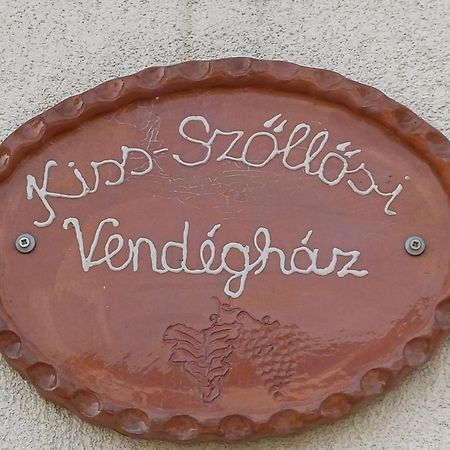 Kiss-Szollosi Vendeghaz Дебрецен Екстер'єр фото